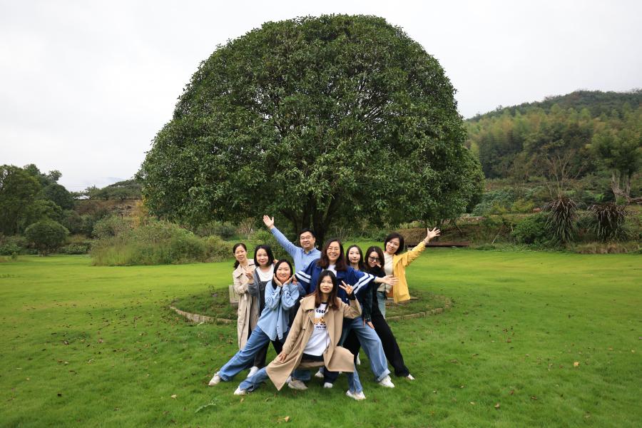 173344833615379438E6.jpg 2T2A0829.JPG